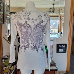 One world top.  Butterfly print. L